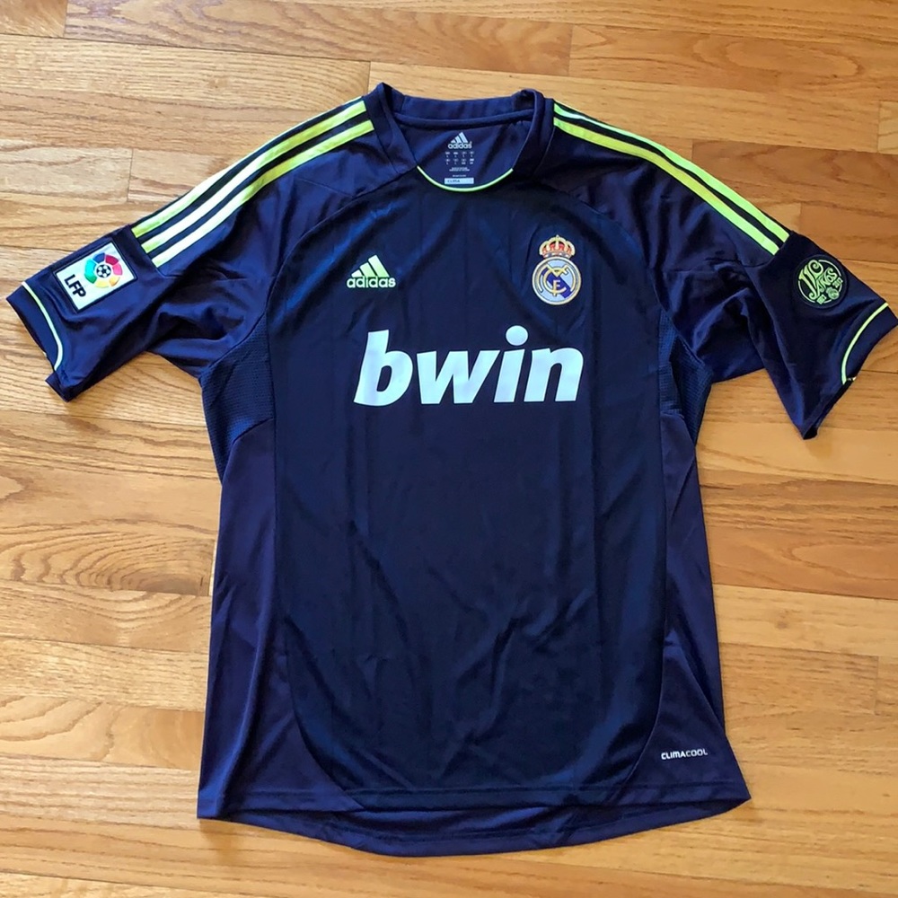 Adidas soccer jersey, Real Madrid, men’s size L